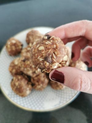 Peanut Butter and Chocolate Protein Balls
